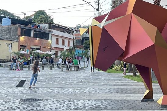 BULEVARD SUCRE